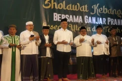 KH Atok Romli Musthofa: Tak Usah Khawatir Survei, Santri Selalu Mendoakan Pak Ganjar