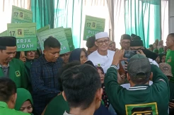 Di Hadapan Sandiaga Uno, Warga Bekasi Mantap Dukung Ganjar-Mahfud