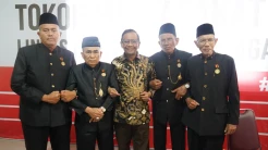 Mahfud MD Janji Perjuangkan Hak Ulayat dan Adat