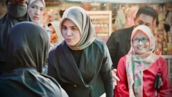 Blusukan ke Pasar di Madiun, Atikoh Ganjar Terima Banyak Keluhan Warga
