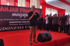 Serap Keluhan Nelayan di Indramayu, Ganjar Janji Berangus Bajak Laut