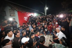 Ganjar Menginap di Rumah Imam Masjid, Disambut Ribuan Warga Klaten