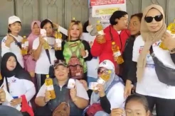 Dapat Minyak Goreng Rp5.000, Emak-emak di Kediri: Terima Kasih Perindo