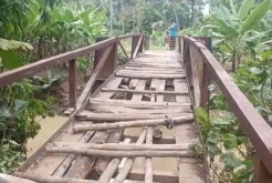 Jembatan Rusak di Pandeglang Tak Kunjung Diperbaiki, Warga Khawatir Jatuh Korban