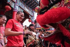 Hadiri Festival Cap Go Meh di Singkawang, Sandiaga Berharap Bisa Dongkrak Ekonomi Masyarakat