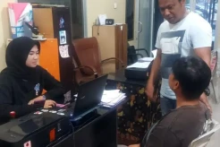 Rekam Video Syur Bareng...