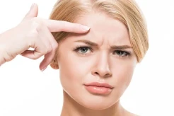 Bikin Insecure, Ini 7 Cara Menghilangkan Kerutan pada Dahi