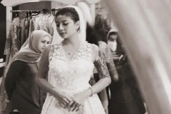 Awkarin Kenakan Gaun Pengantin, Kasih Kode Siap Nikah?
