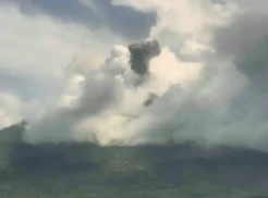 Gunung Ile Lewotolok Kembali Erupsi 11 Kali, Tinggi Abu Vulkanik Capai 9.000 Meter