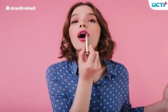 Tata Cara Memakai Lipstik yang Benar, Pastikan Pakai Pelembab Bibir