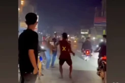 Astaga, Juru Parkir di Indrapura Ngamuk Lempari Kaca Gerobak Pedagang hingga Hancur