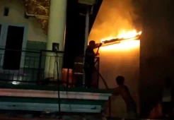 Korsleting Listrik, Masjid Ponpes Baitul Roqib Cilacap Hangus Terbakar
