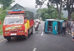 Travel Pemudik Banjar Terbalik di Jalur Gentong, 1 Tewas dan 9 Luka-luka
