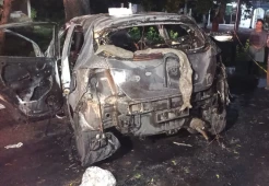 Brak! Honda Brio Tabrak Pohon di Ponorogo, 2 Penumpang Tewas Terbakar
