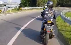 Pemudik Motor Asal Subang Masuk Tol Cikampek Berhasil Dihentikan Polisi
