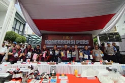 Fredy Pratama Kendalikan...