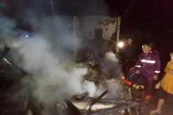 Tersambar Petir saat Hujan Deras, Rumah Warga di Nagrak Sukabumi Ludes Terbakar
