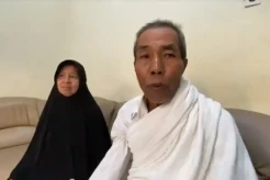 Kisah Tukang Parkir Naik Haji setelah Bertahun-tahun Menabung di Celengan Kotak Kayu