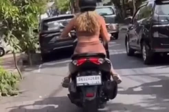 Viral! Bule Berambut...