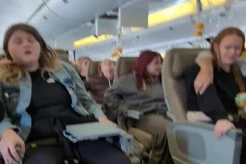 Viral Video Kondisi Penumpang dalam Pesawat Singapore Airlines saat Turbulensi, 1 Orang Meninggal