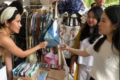 Wamenparekraf Apresiasi Produk Upcycle Tenun Sutra di Semasa Piknik, Harganya Tembus Rp1 Jutaan