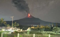 Gunung Lewotobi Laki-laki Erupsi, Kali Ini Disertai Semburan Lava Pijar