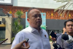 Buru Perempuan Berinisial...