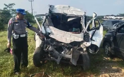 Begini Kondisi Minibus...