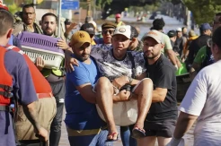 Ribuan Pria di Brasil...