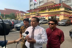 Lengkapi Berkas Kasus...