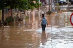 Segera Mandi usai Terkena Air Banjir Bisa Minimalisir Penyakit Leptospirosis
