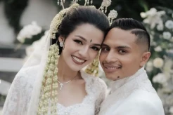 Intip Pernikahan Intimate Susan Sameh dan Khalid Atamimi, Usung Adat Sunda