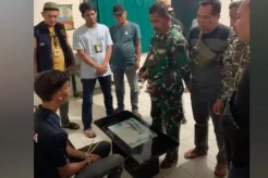 Aksi Heroik Anggota TNI Berduel dengan Begal Berpistol di Jalanan Ogan Ilir