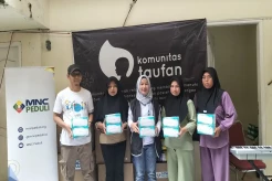 Terima Bantuan Masker, Keluarga Pasien Kanker: Terima Kasih MNC Peduli