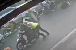 Heboh Polantas Sidoarjo Terseret Motor Pelanggar hingga Terluka: Maaf, Saya Takut Pak Polisi!