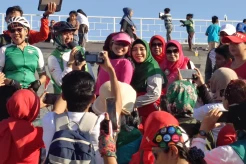 Momen Lelang Sepeda di Acara Gowes Bersama Rohmi Laku Rp3 Juta