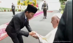 Momen Jokowi Sambut...