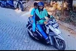 Polisi Tangkap Pria...