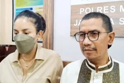 Nikita Mirzani Akui Hidungnya Terluka Gegara Ditonjok Lolly: yang Melakukan Darah Daging Sendiri