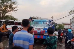 Detik-detik Mengerikan Bus Surya Bali Tabrak 2 Tronton di Pati yang Tewaskan 6 Orang