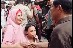 Momen Warga Rusun Tanah Tinggi Antusias Sambut Pramono dan Dicegat Seorang Nenek