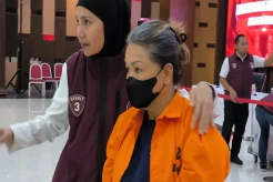 Penampakan Helen, Bandar...