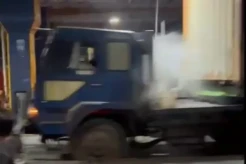 Truk Tabrak Dua Mobil di Gerbang Tol Tanjung Mulia, Satu Orang Luka-luka