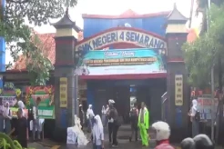 Paskibra Tewas Ditembak Oknum Polisi, Karangan Bunga Duka Cita Banjiri SMKN 4 Semarang