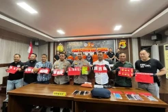 Detik-detik Polisi Bongkar...