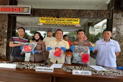 Motif Pelaku Bakar Teman...