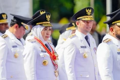 Resmi Dilantik sebagai Gubernur dan Wagub, Khofifah-Emil Siap Sinergikan Nawa Bhakti Satya dengan Asta Cita