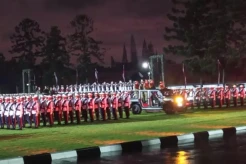 Momen Parade Senja Retreat Kepala Daerah di Akmil Magelang Diiringi Hujan Deras