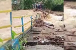Banjir Bandang Terjang Sijunjung Sumbar, Jembatan Sepanjang 300 Meter Hanyut