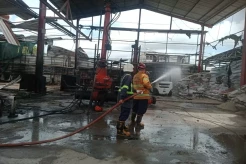 Tragis! 1 Pekerja Tewas dan 8 Luka-luka Akibat Kebakaran Workshop Pengelasan